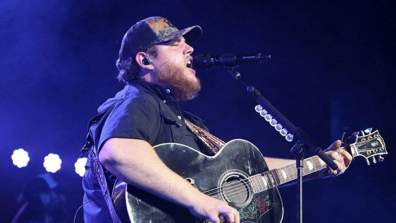 Mi is az a fülmonitor?